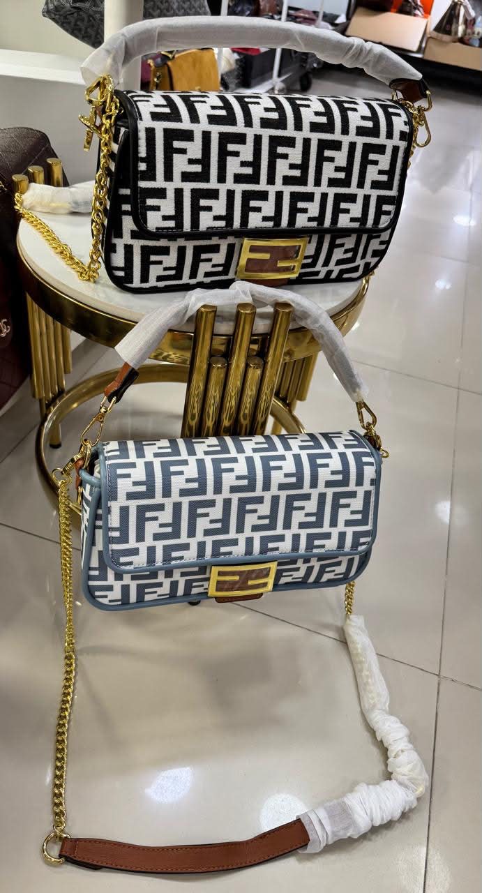 Fendi Baguette 