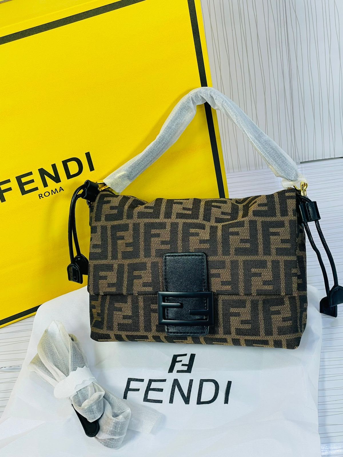 Fendi Mamma Baguette
