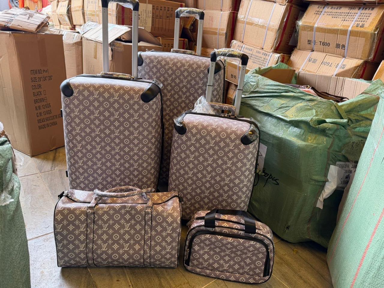 Set de Viaje Louis Vuitton Monogram