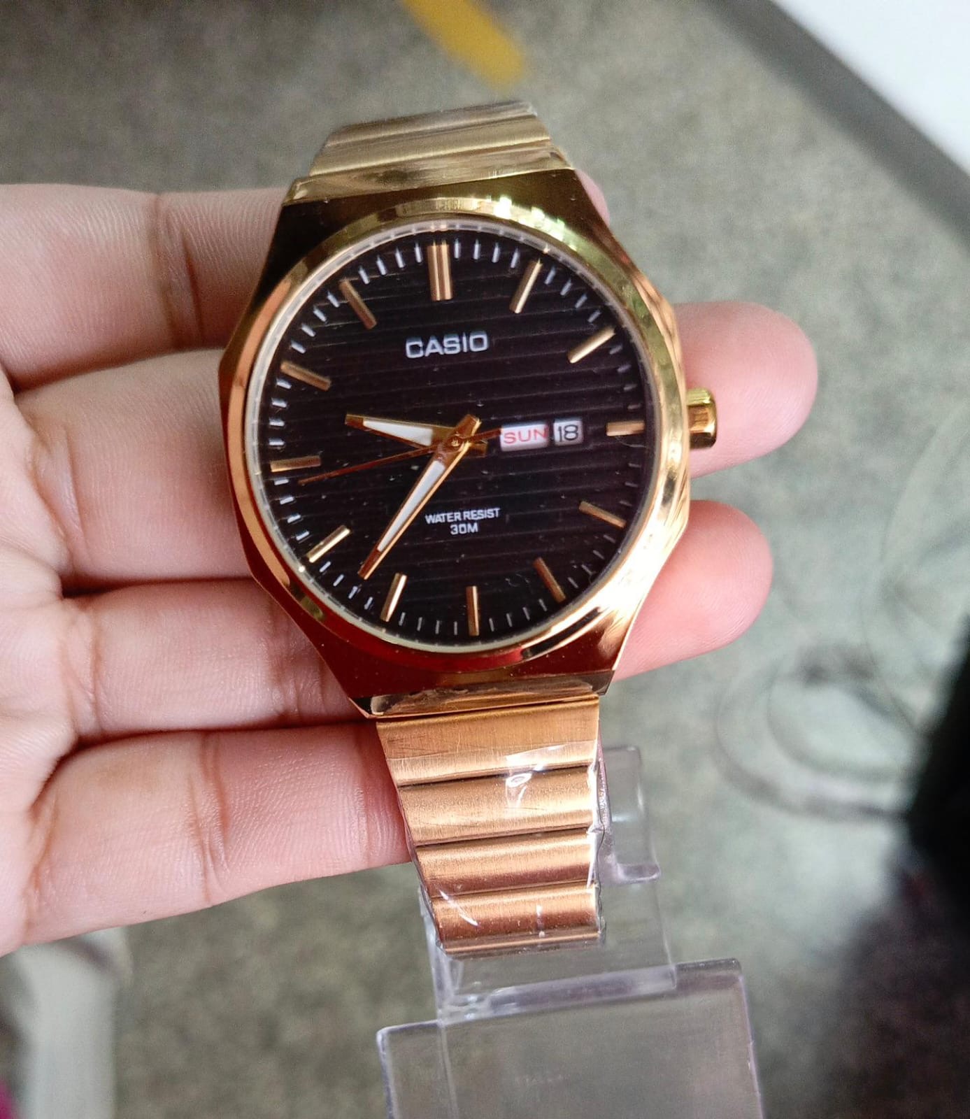 Casio Dorado Black Dial