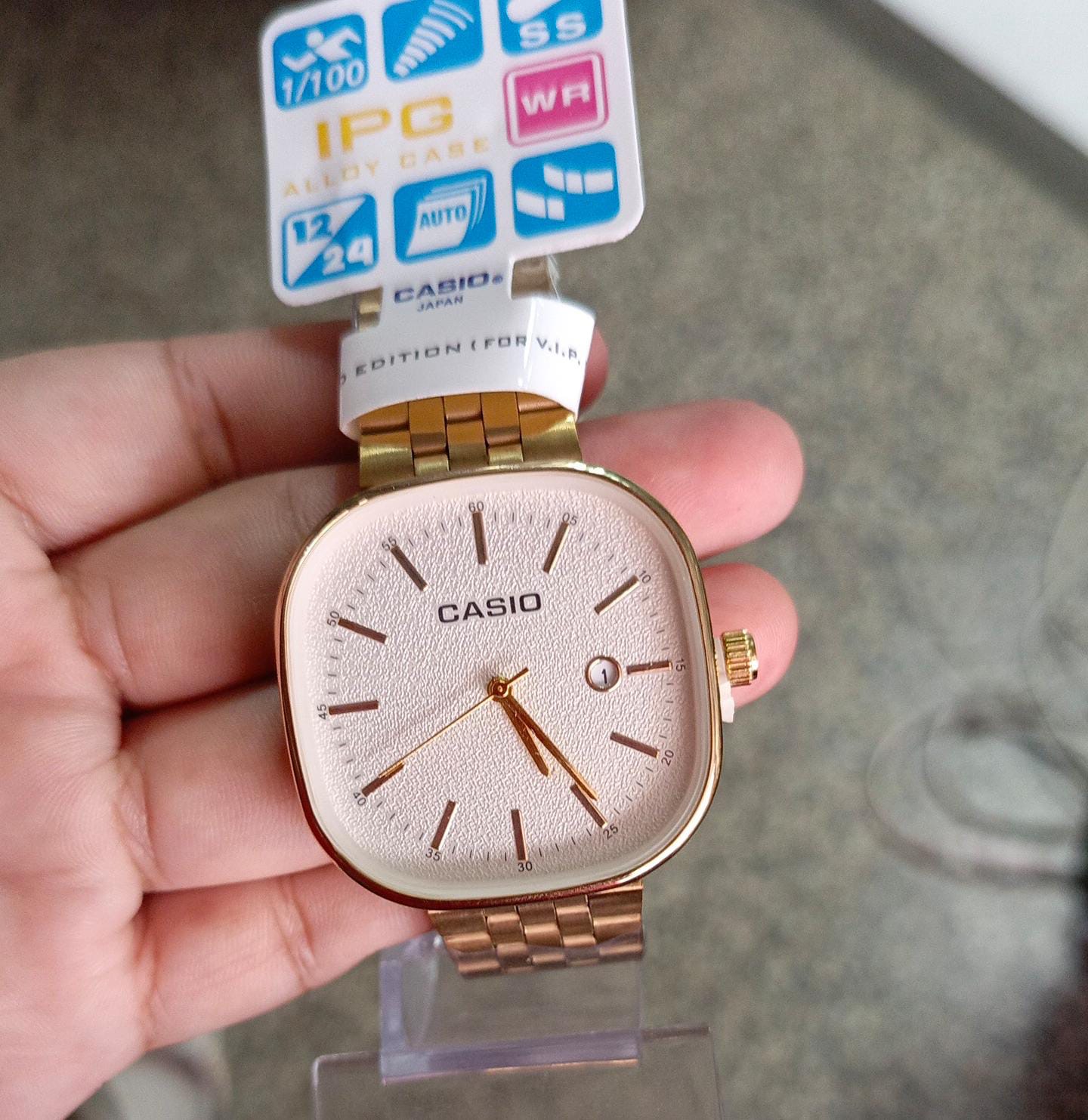 Casio Golden Square