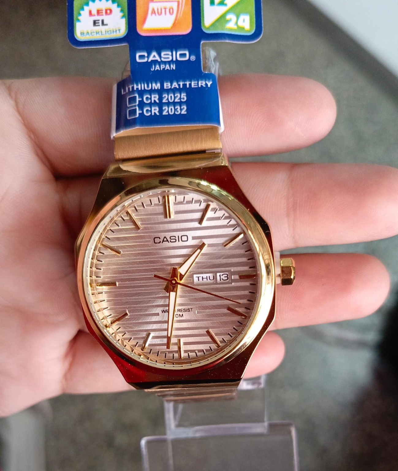 Casio Golden Lines