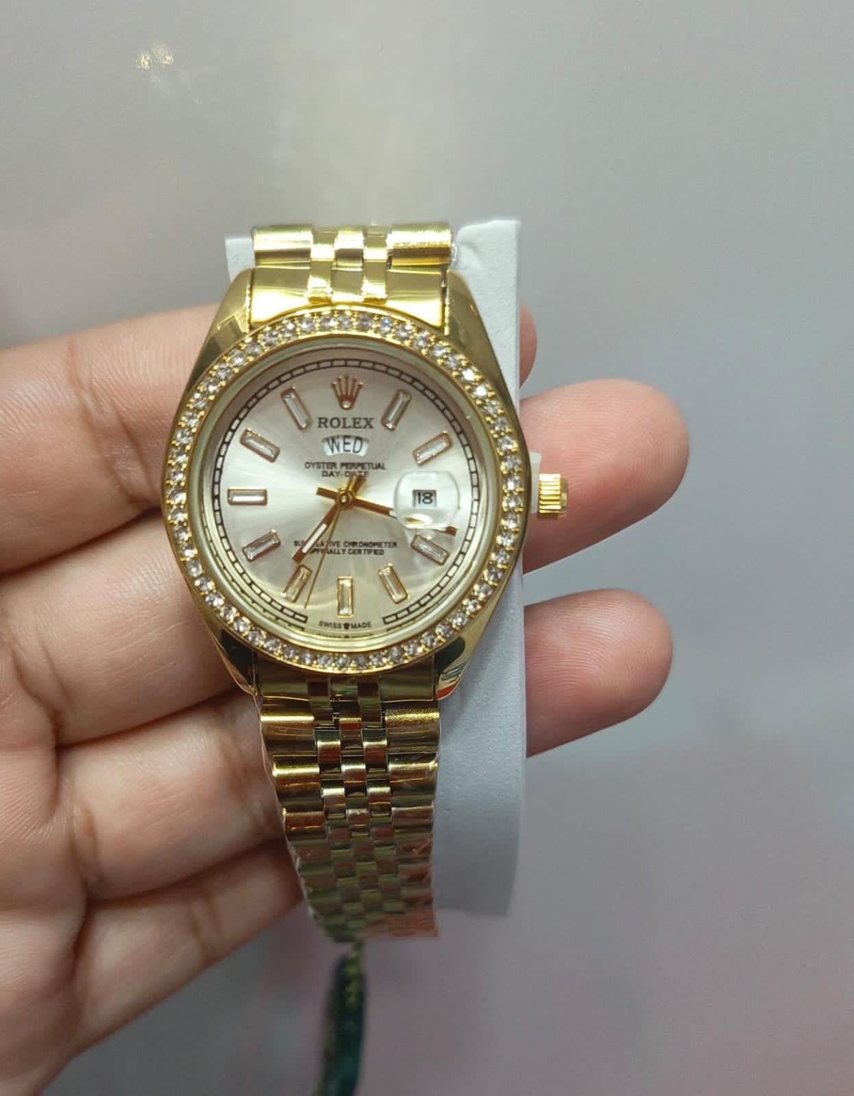 Rolex Gold White Crystal